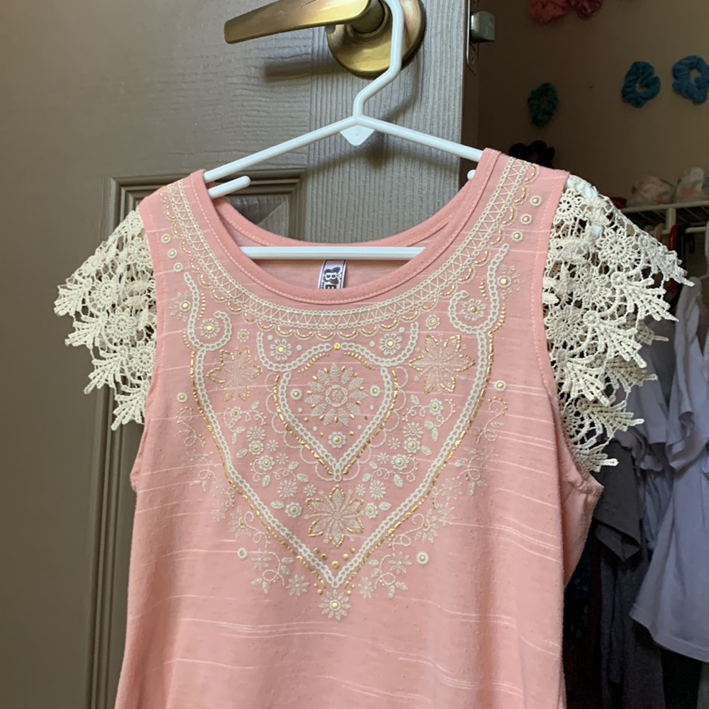 Beauties Preppy Frilled Top - Picture 3 of 5